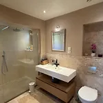 La Rocaille, House For 6 With Swimming Pool *