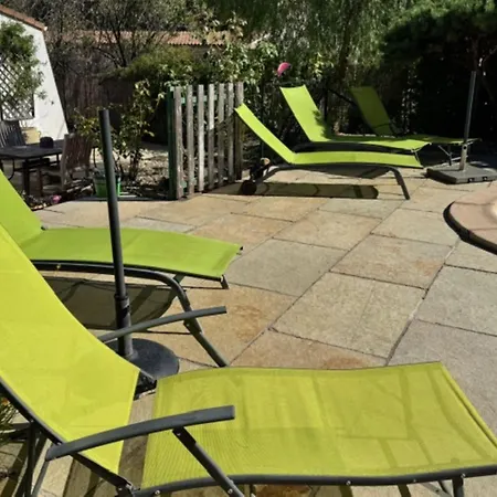 Feriehus La Rocaille, House For 6 With Swimming Pool